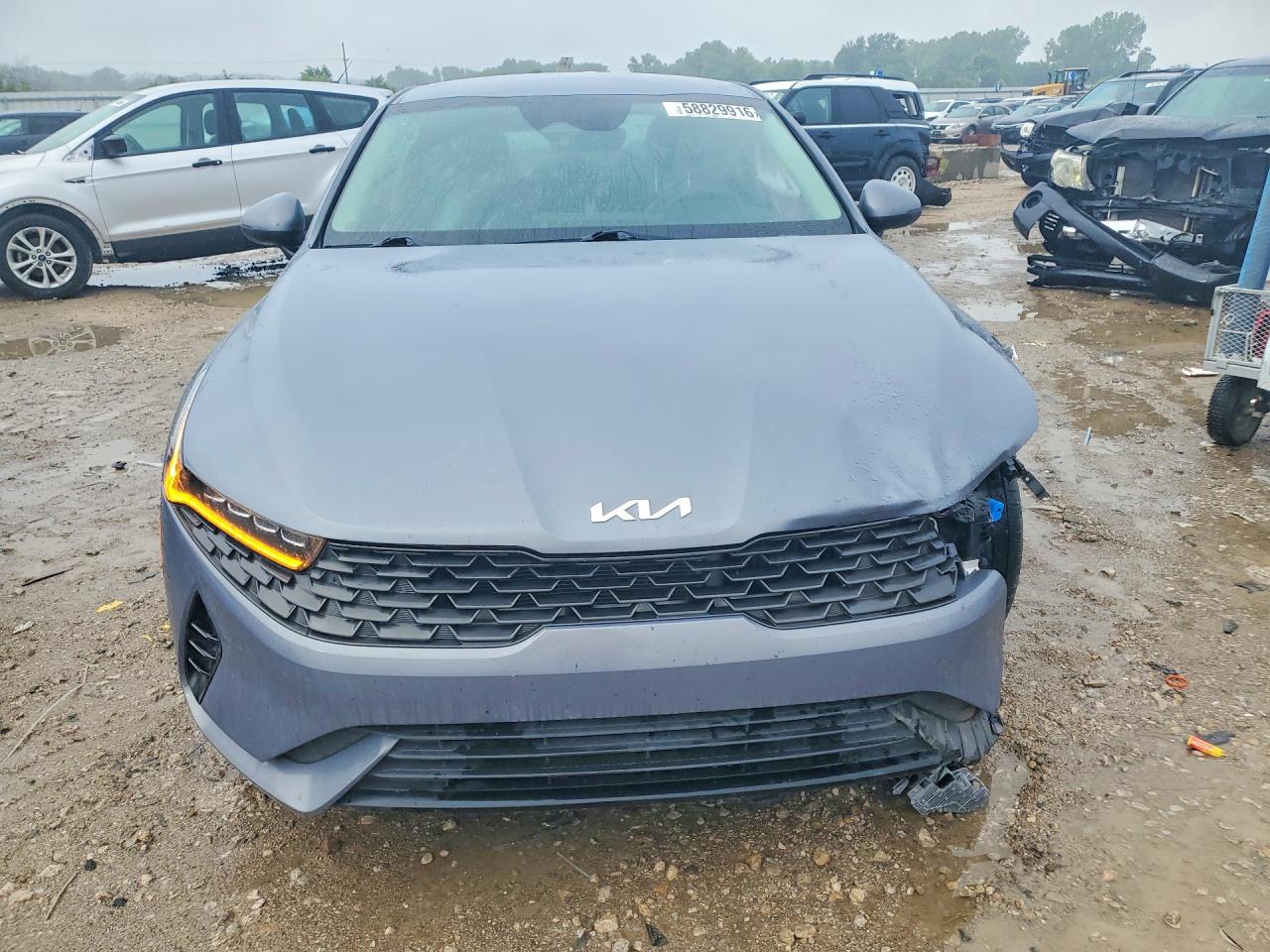 2022 KIA K5