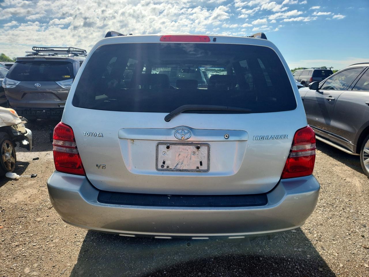 2003 TOYOTA HIGHLANDER