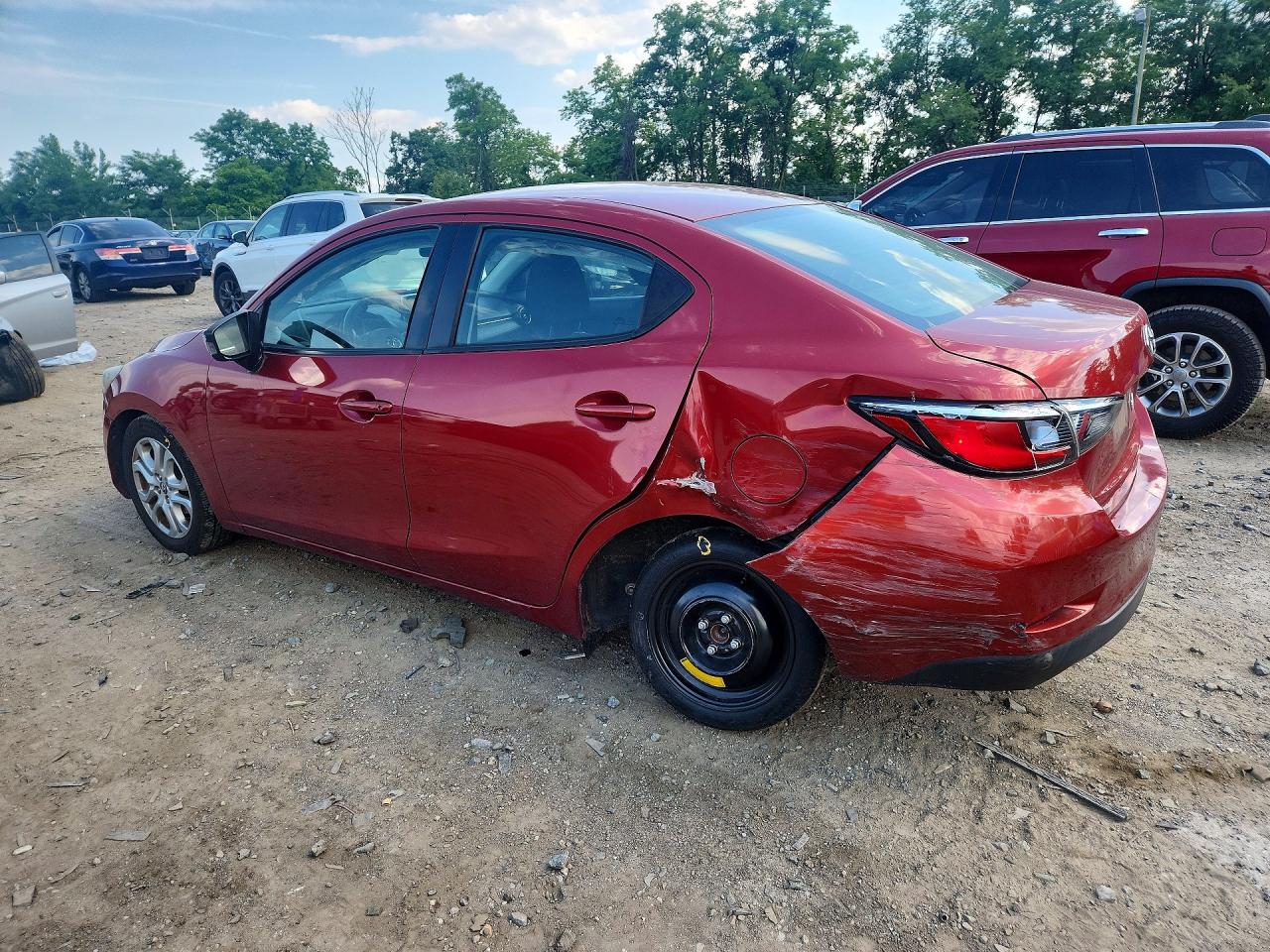 2017 TOYOTA YARIS