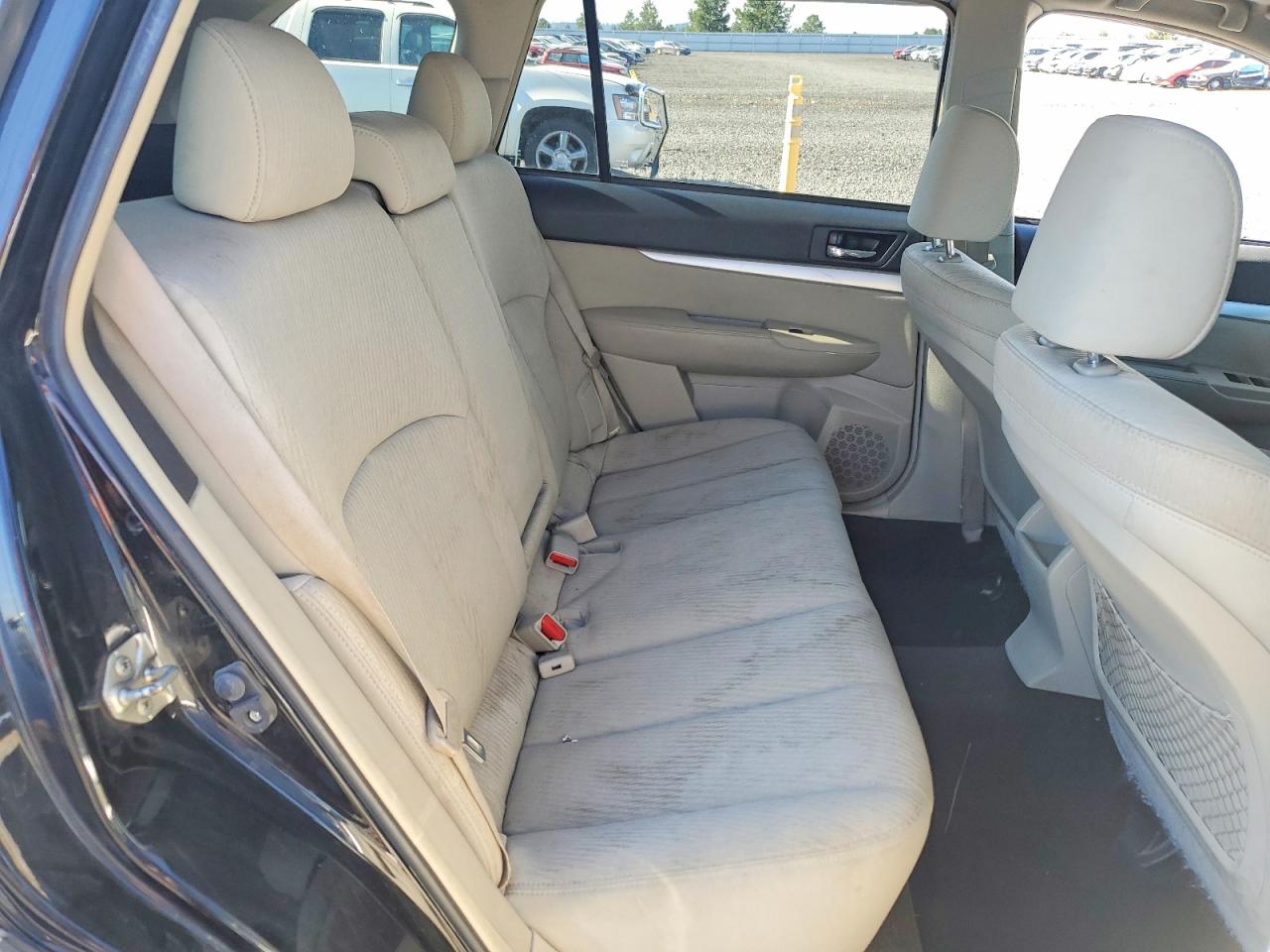 2011 SUBARU OUTBACK