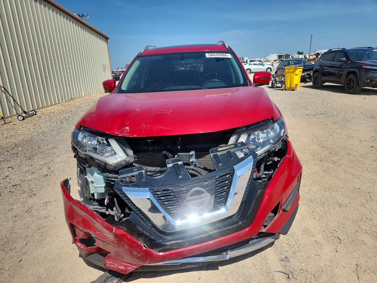 2017 NISSAN ROGUE