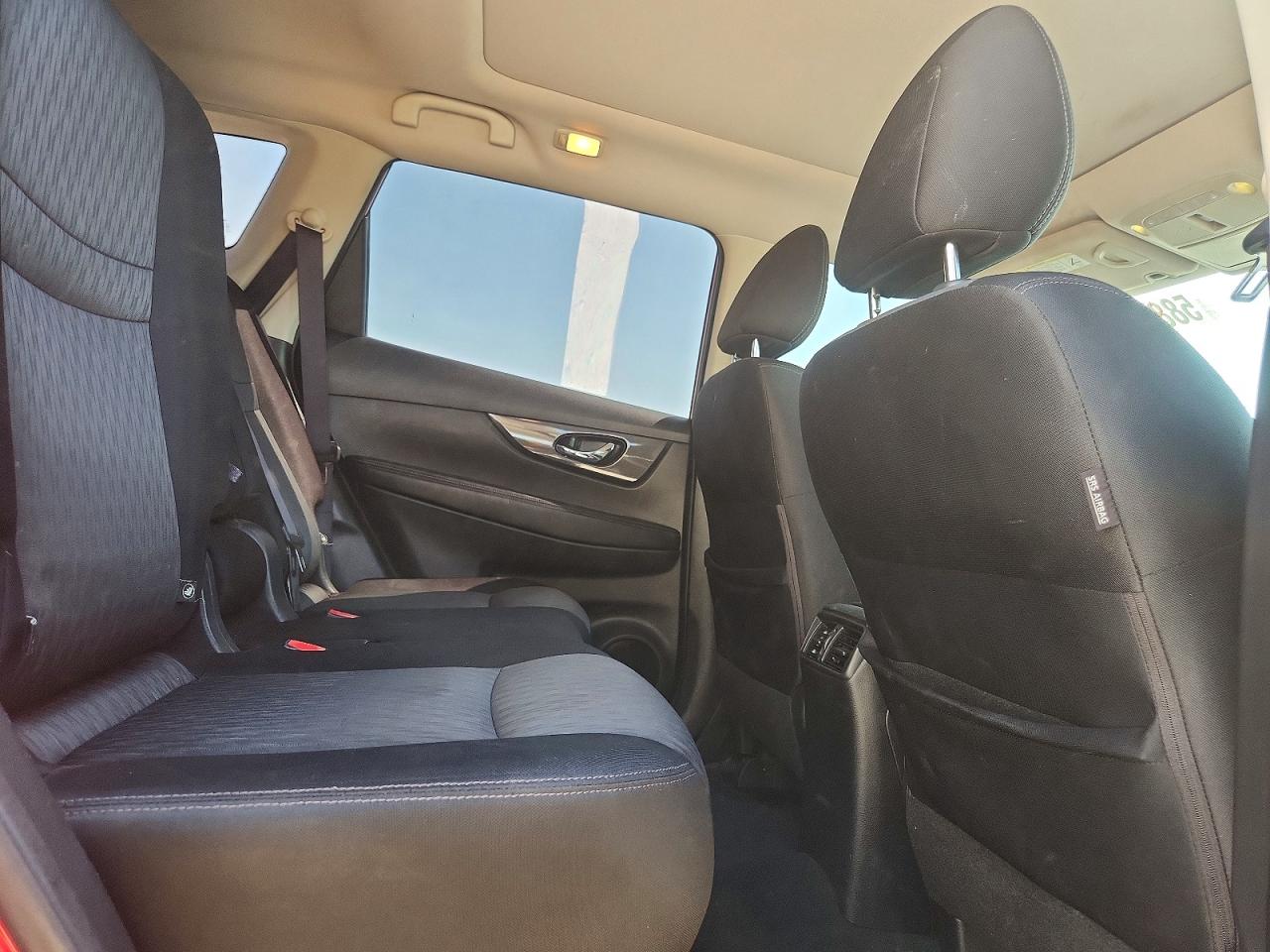 2017 NISSAN ROGUE