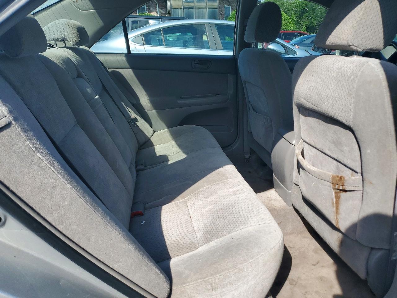 2004 TOYOTA CAMRY
