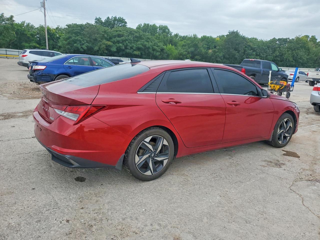 2023 HYUNDAI ELANTRA