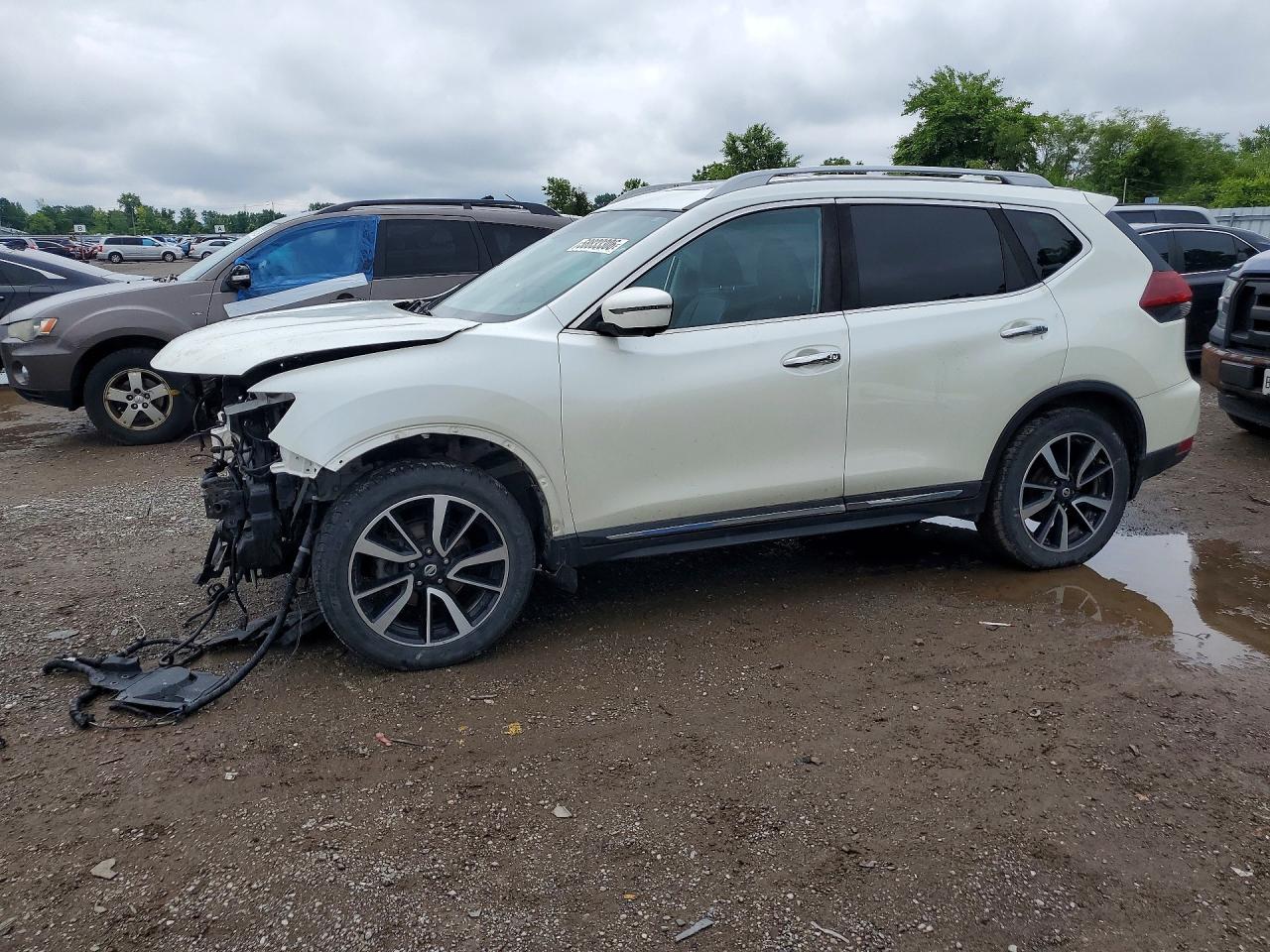 2018 NISSAN ROGUE