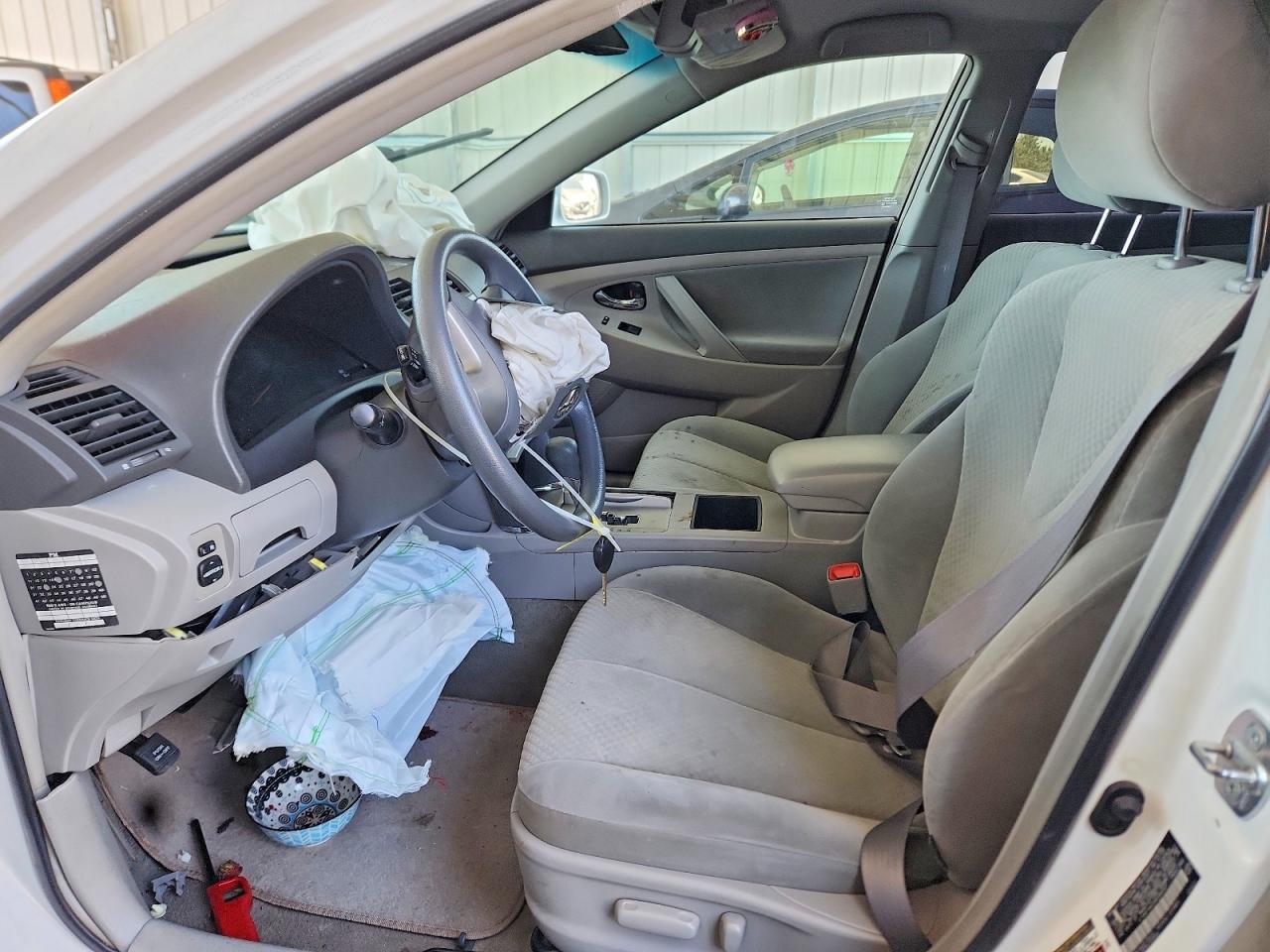 2009 TOYOTA CAMRY