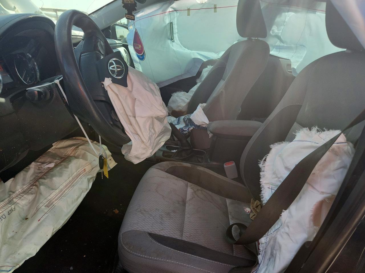 2019 TOYOTA COROLLA