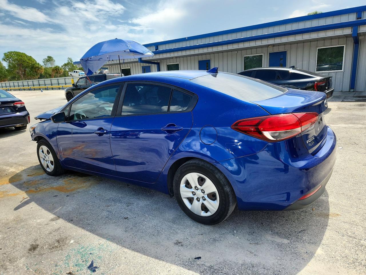 2017 KIA FORTE