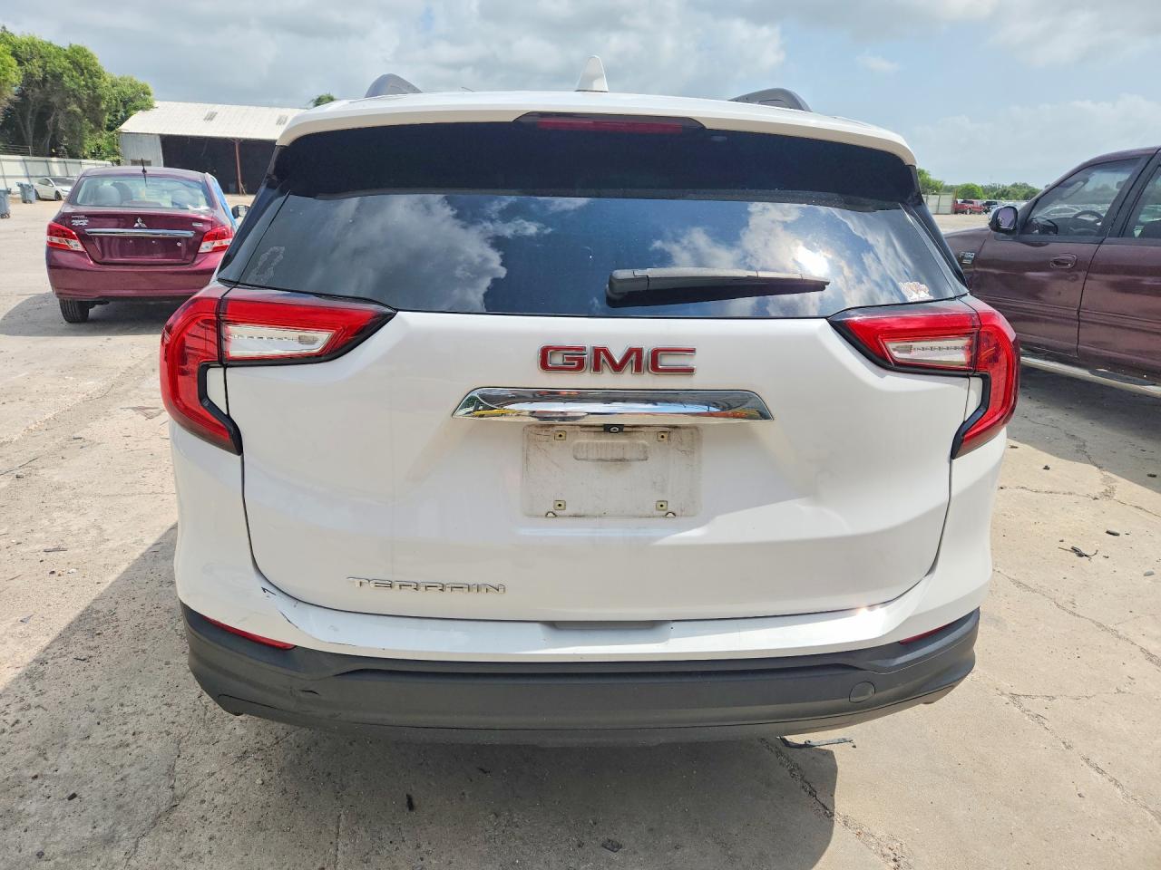 2022 GMC TERRAIN