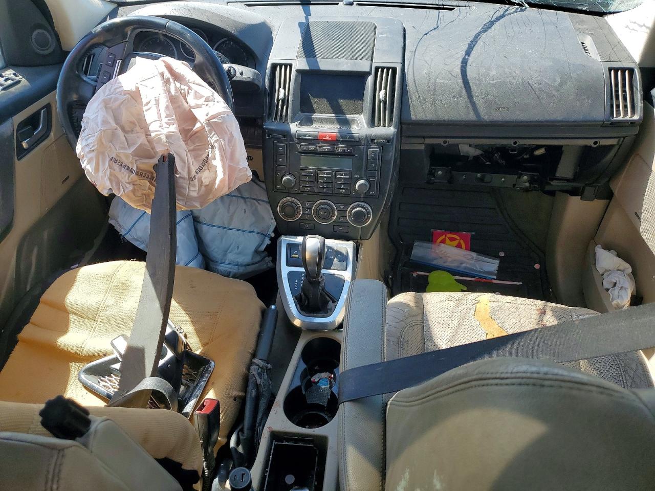 2010 LAND ROVER LR2