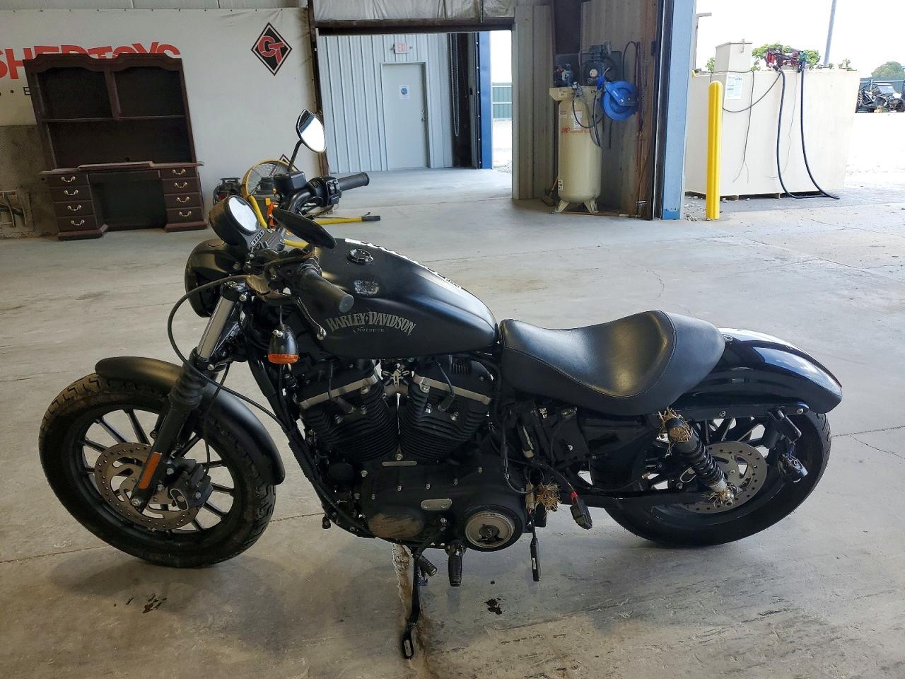 2015 HARLEY-DAVIDSON XL