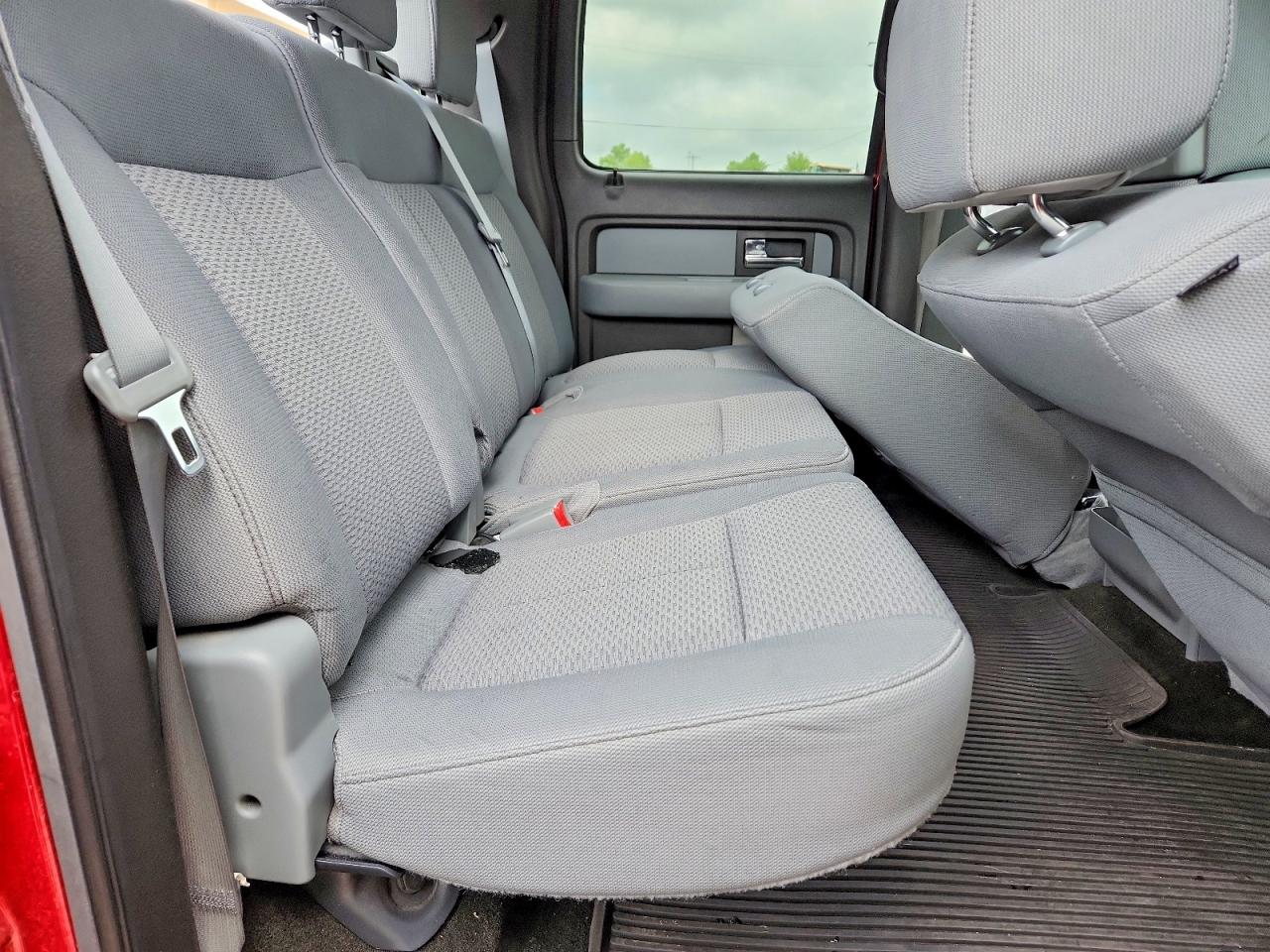 2012 FORD F150