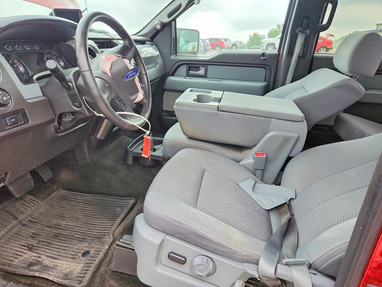 2012 FORD F150