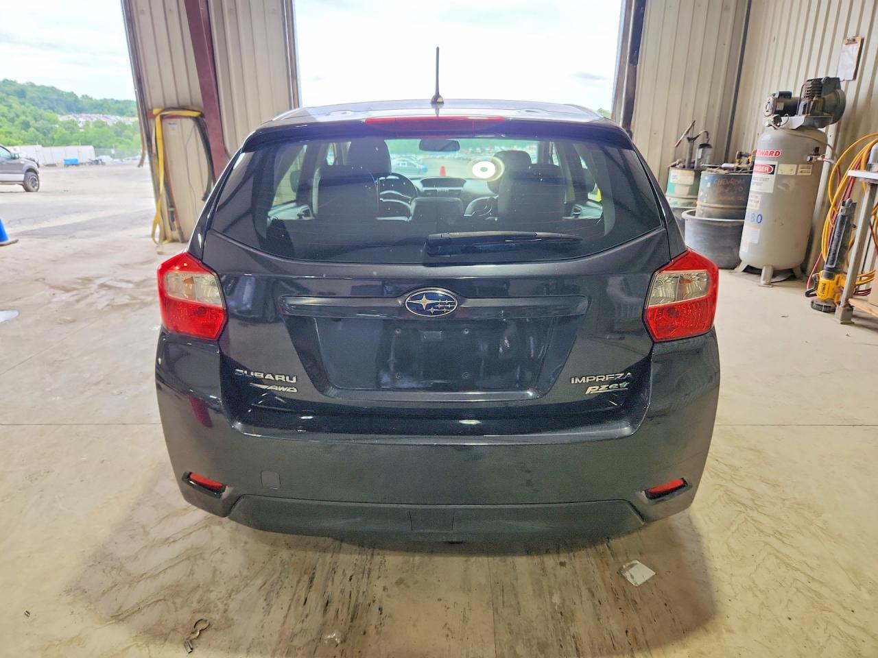 2014 SUBARU IMPREZA