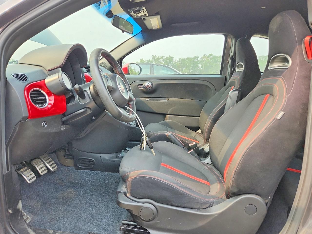 2015 FIAT 500