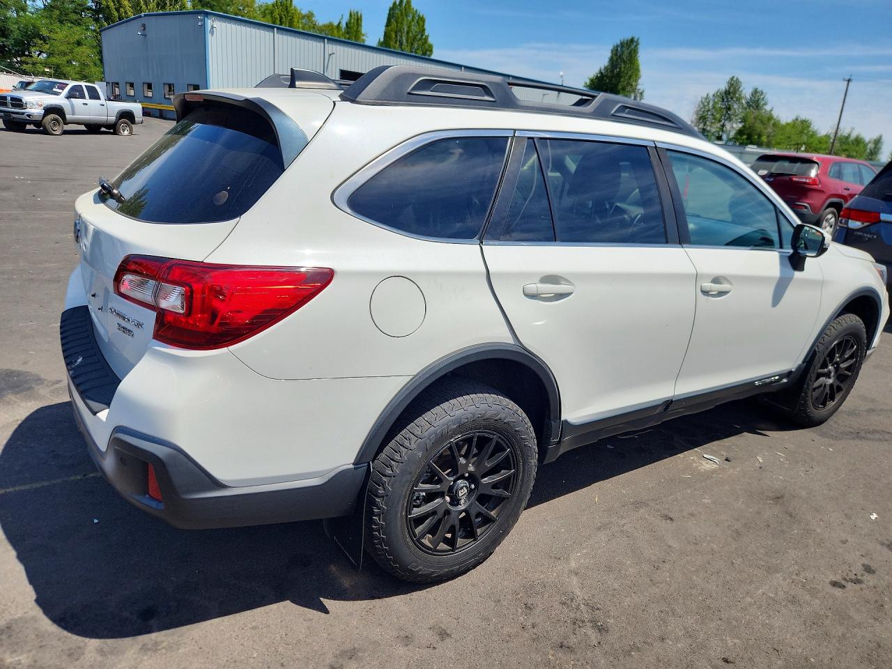 2019 SUBARU OUTBACK