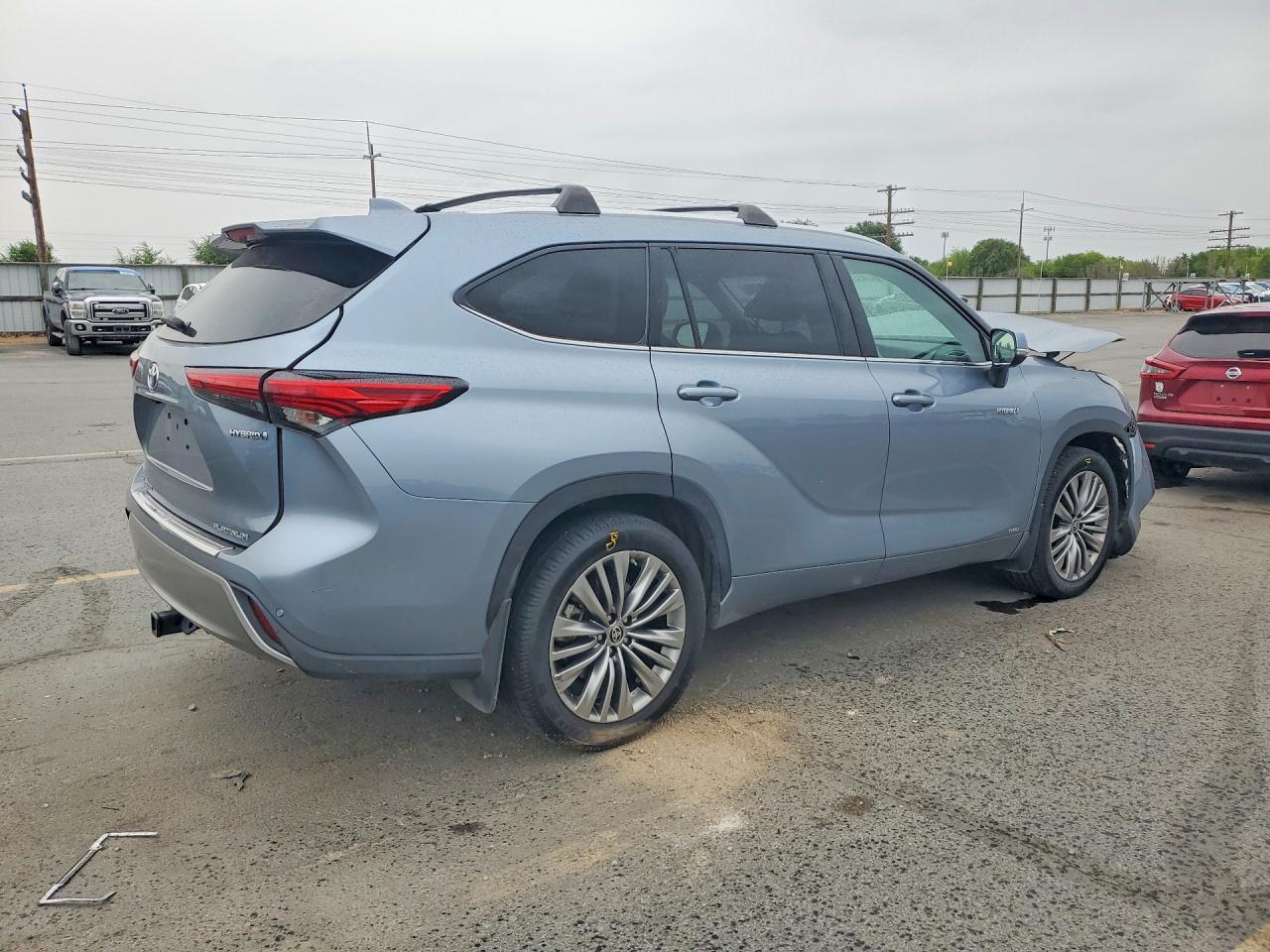 2021 TOYOTA HIGHLANDER