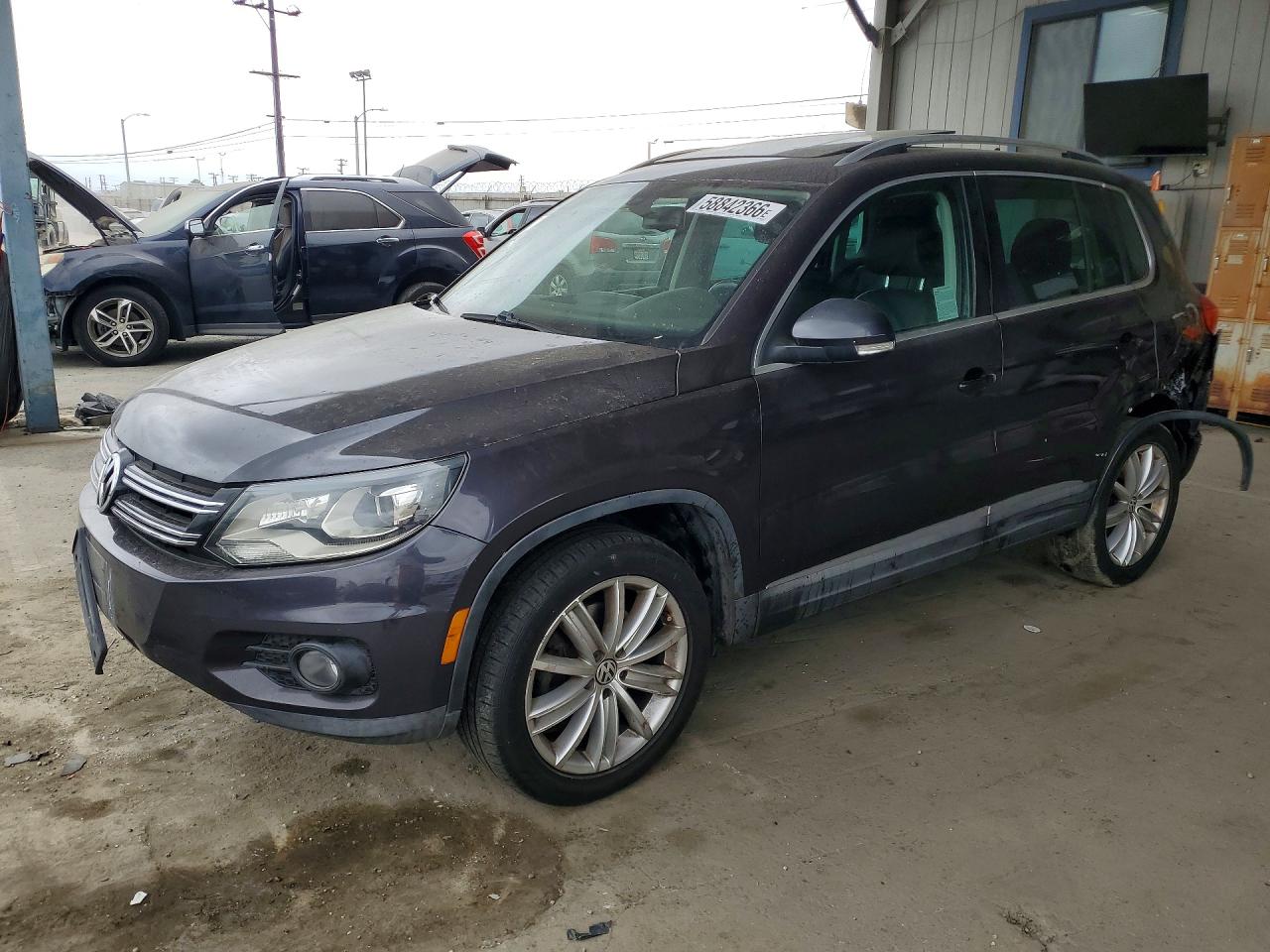 2016 VOLKSWAGEN TIGUAN