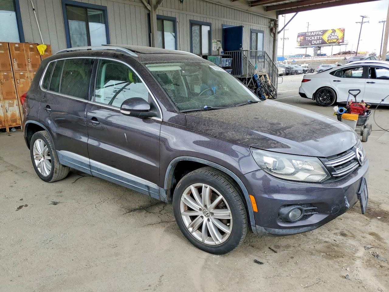 2016 VOLKSWAGEN TIGUAN
