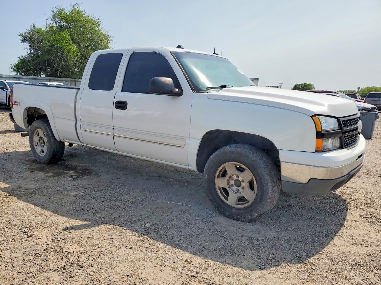 2004 CHEVROLET SILVERADO