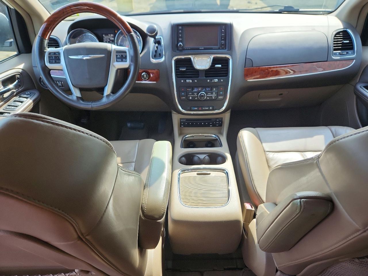 2013 CHRYSLER MINIVAN