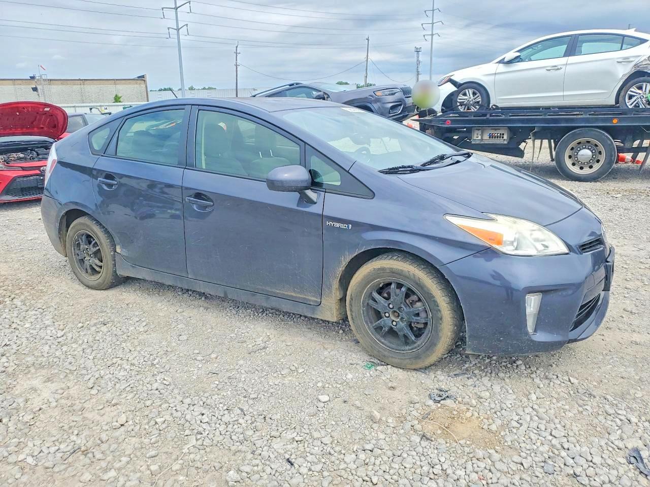 2012 TOYOTA PRIUS