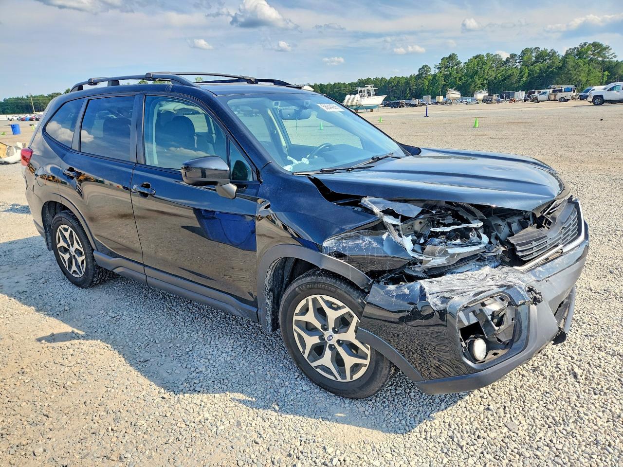 2021 SUBARU FORESTER