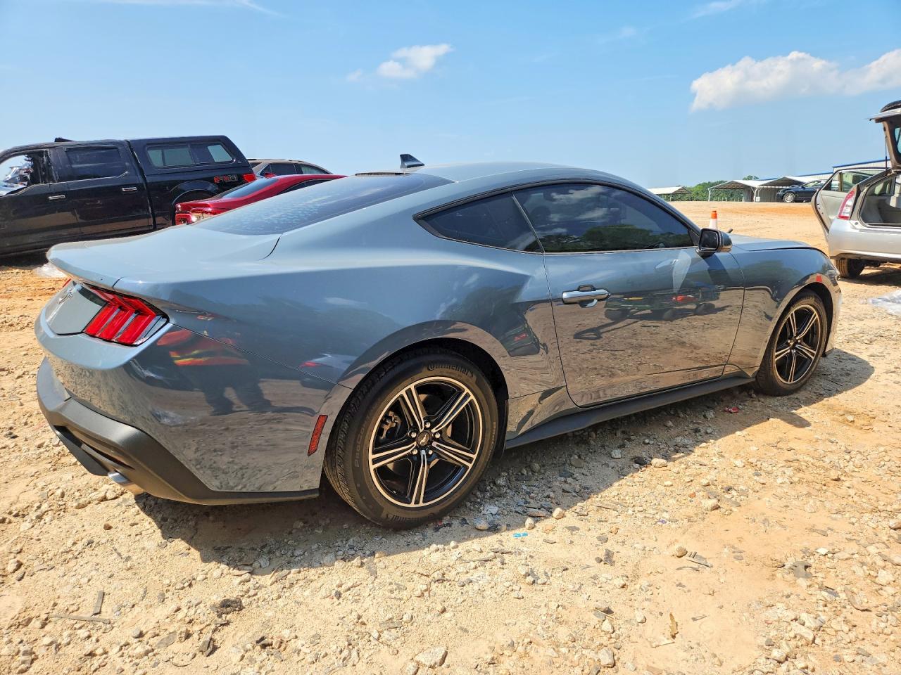 2024 FORD MUSTANG