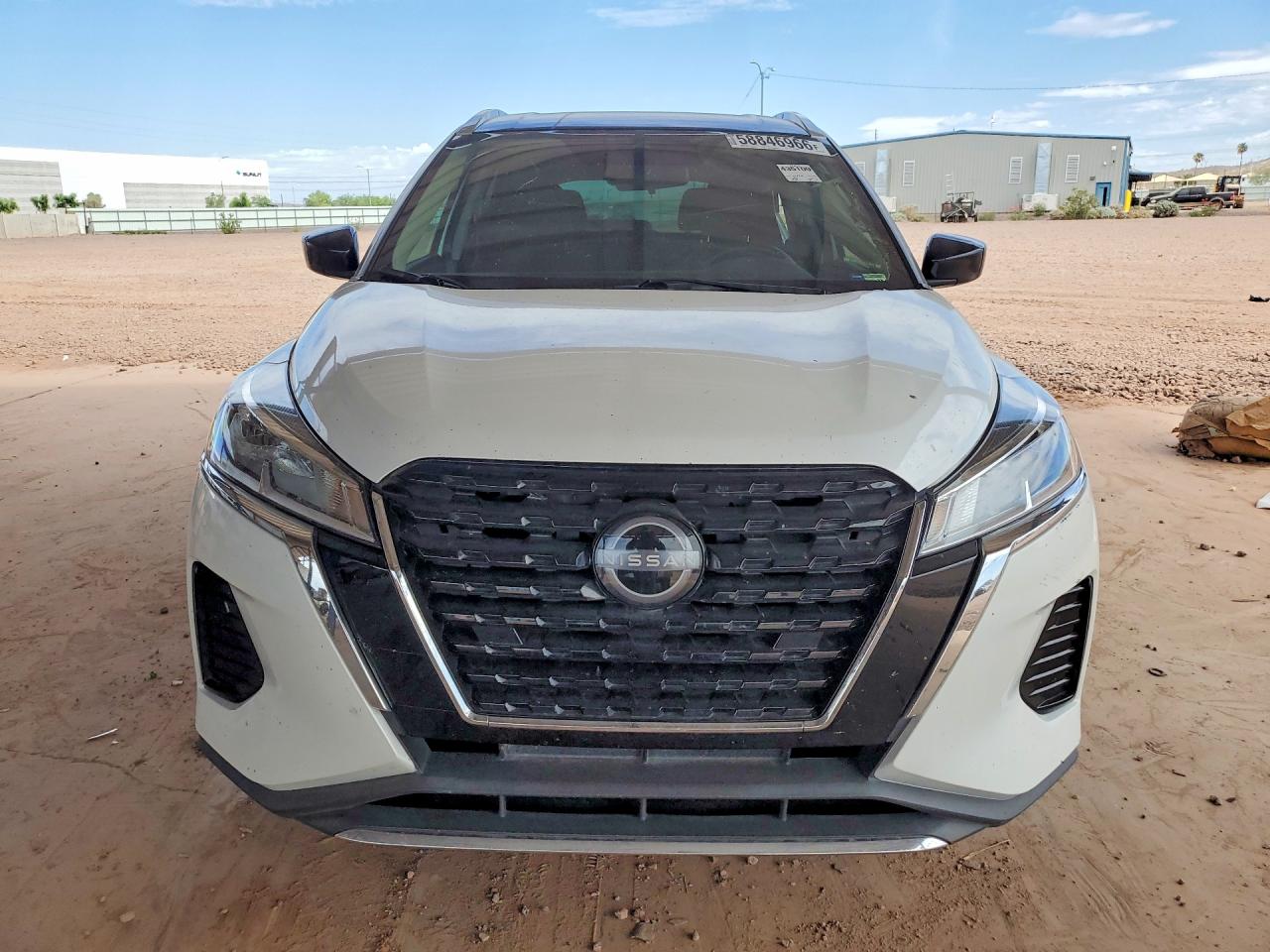 2022 NISSAN KICKS