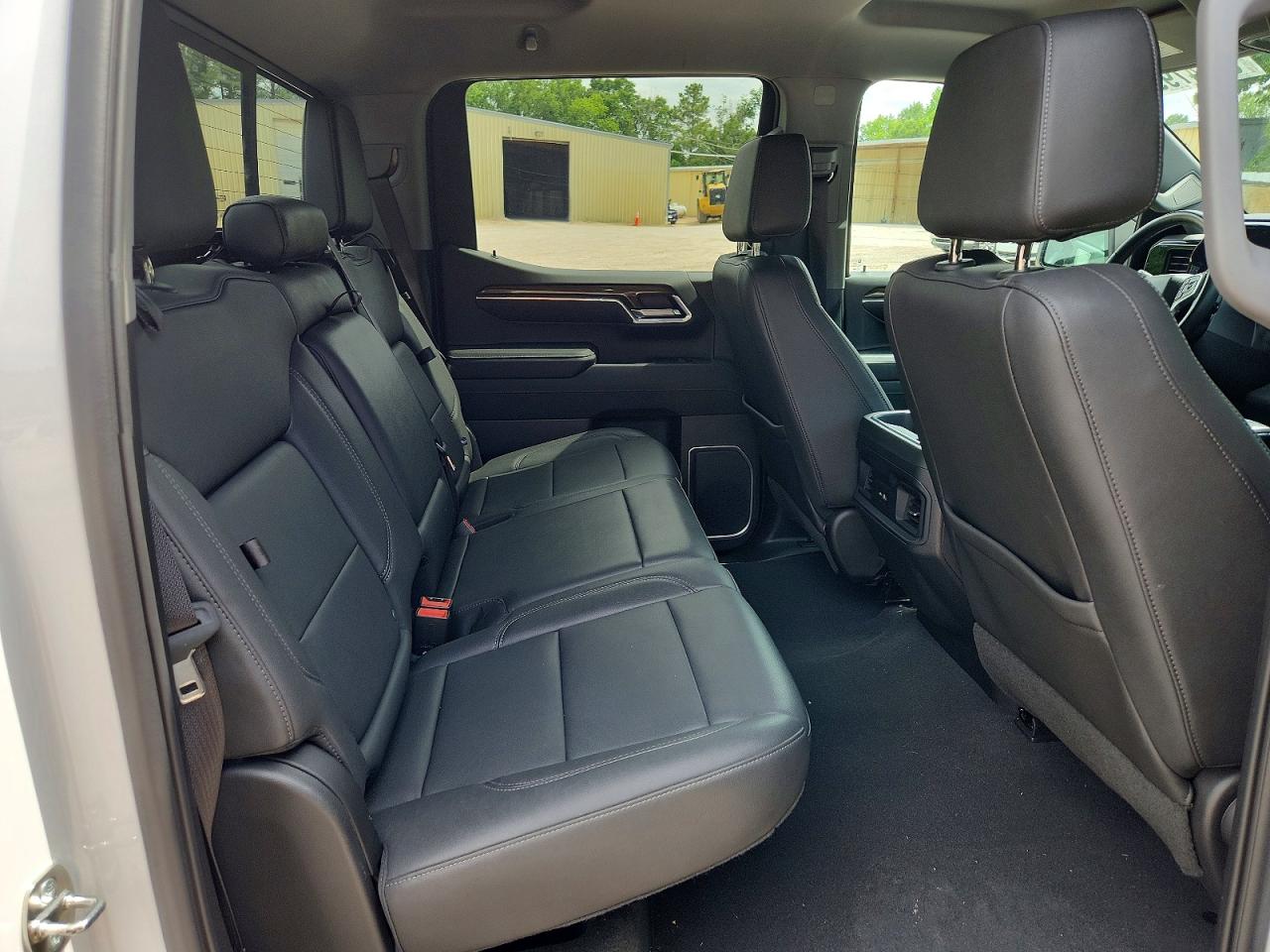 2023 CHEVROLET SILVERADO