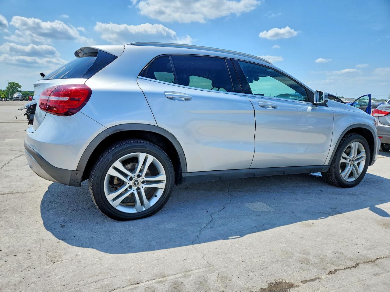 2019 MERCEDES-BENZ GLA-CLASS