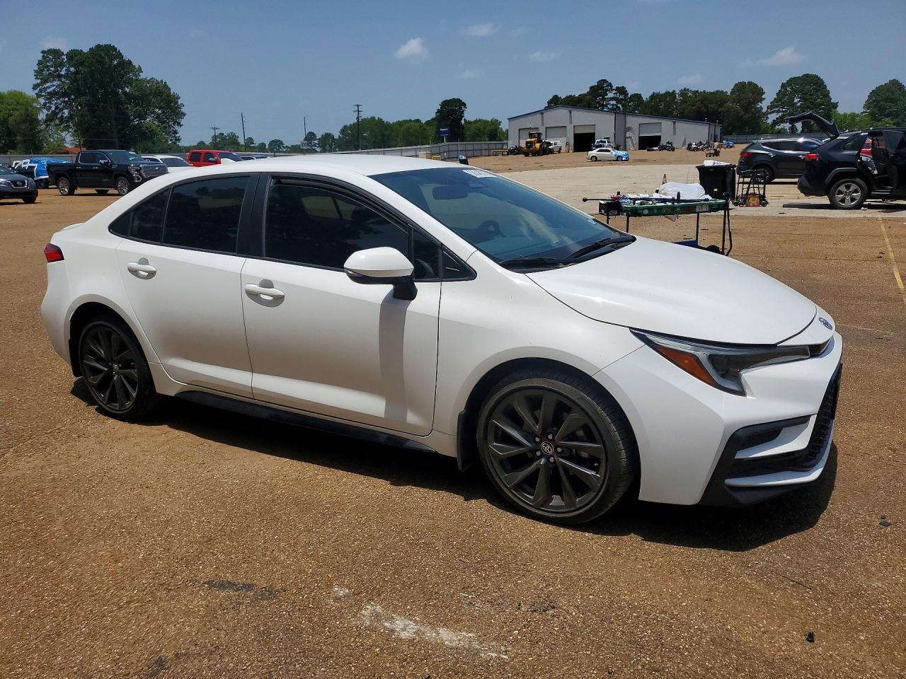 2024 TOYOTA COROLLA