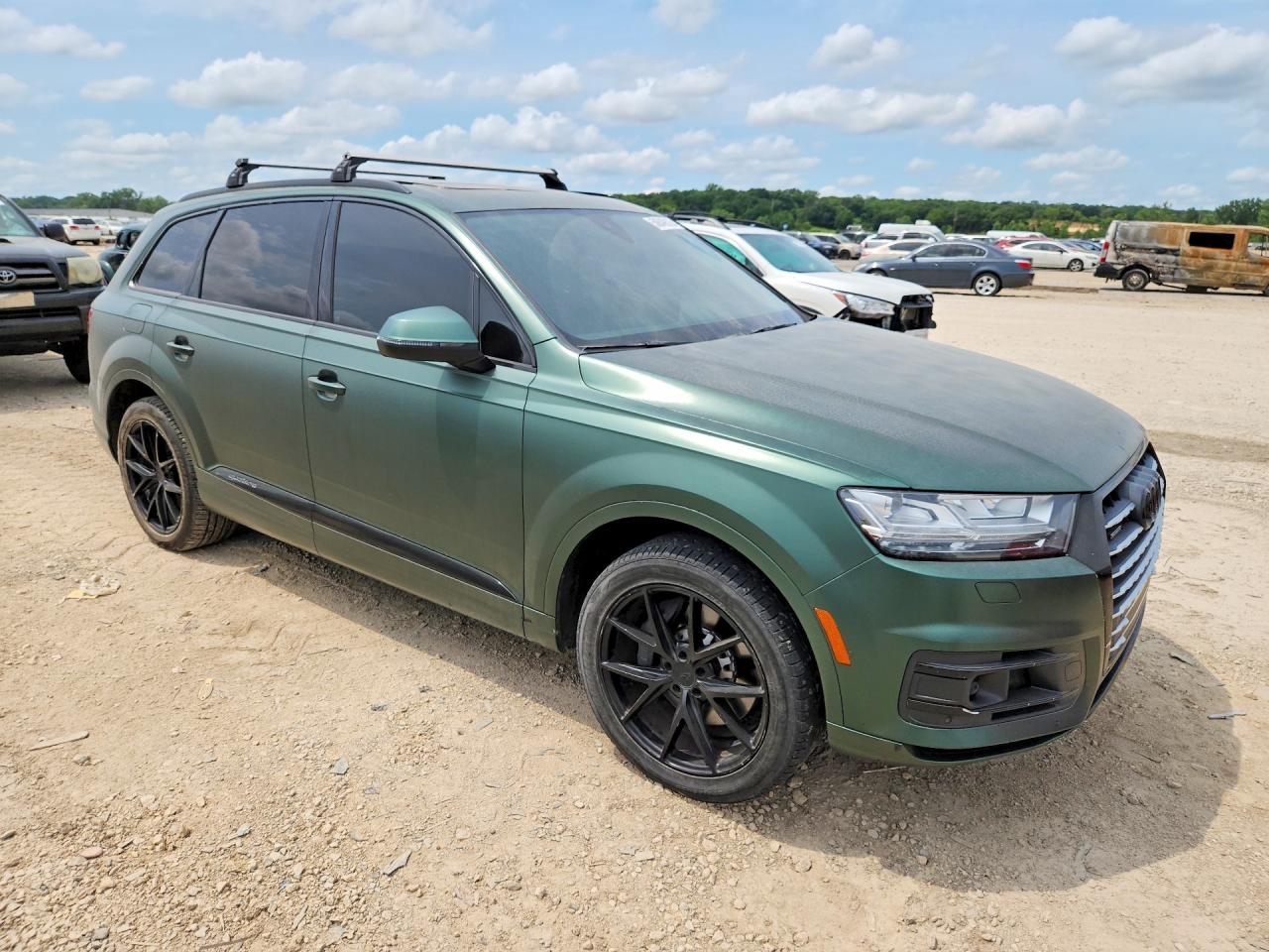 2018 AUDI Q7