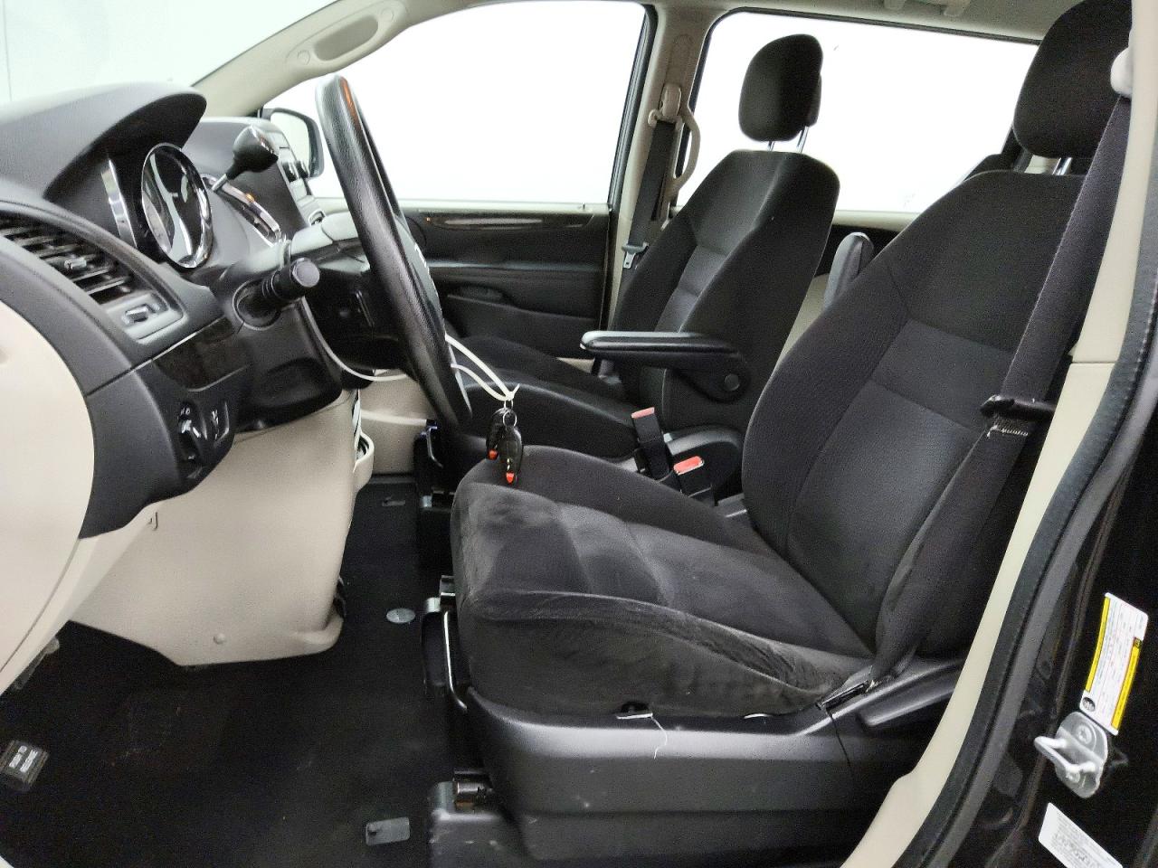 2014 DODGE CARAVAN