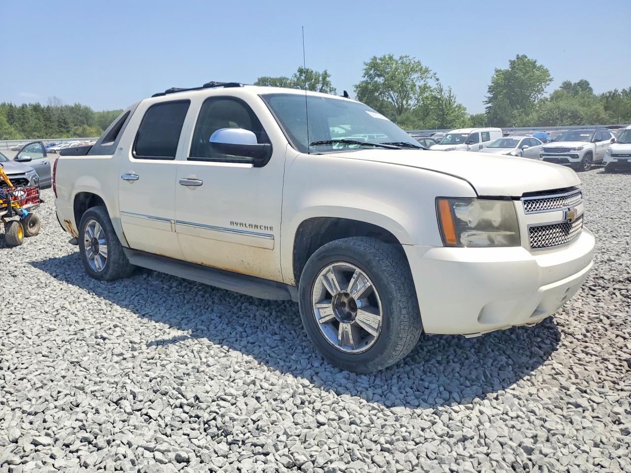 2010 CHEVROLET AVALANCHE