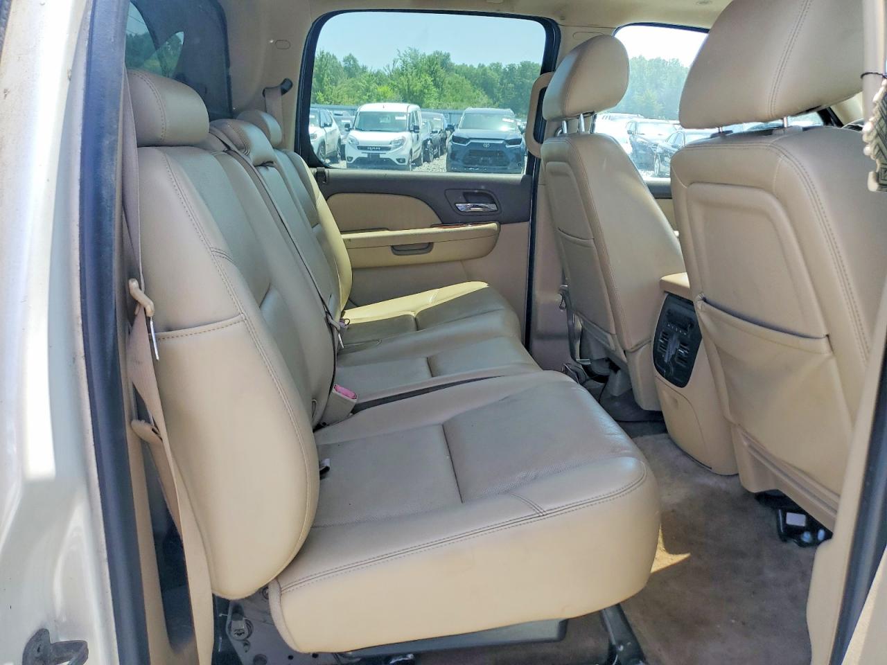 2010 CHEVROLET AVALANCHE