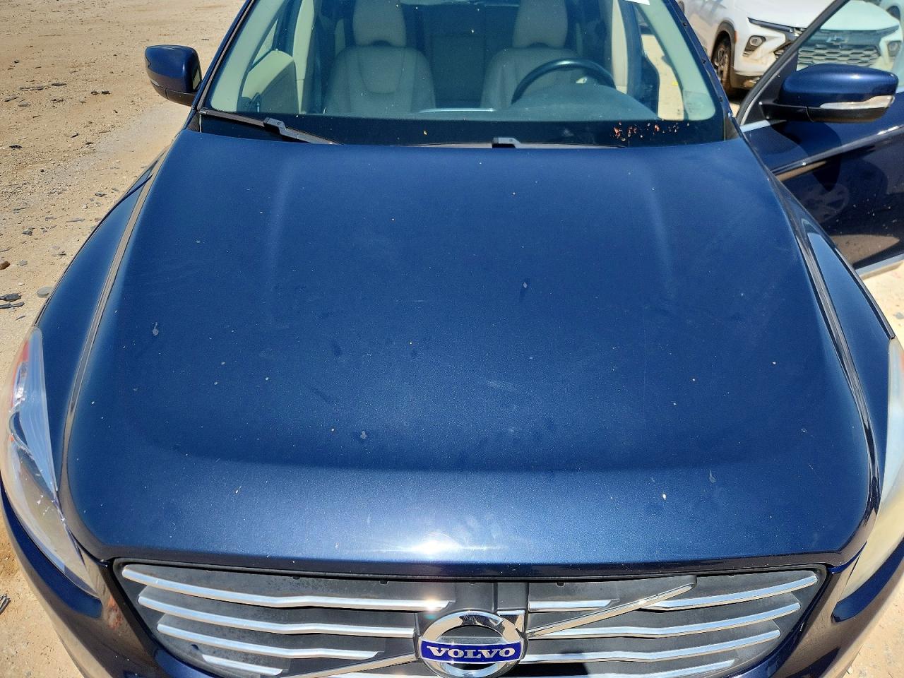 2015 VOLVO XC60