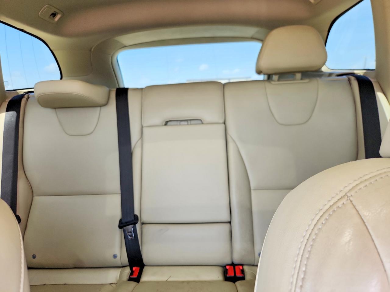 2015 VOLVO XC60