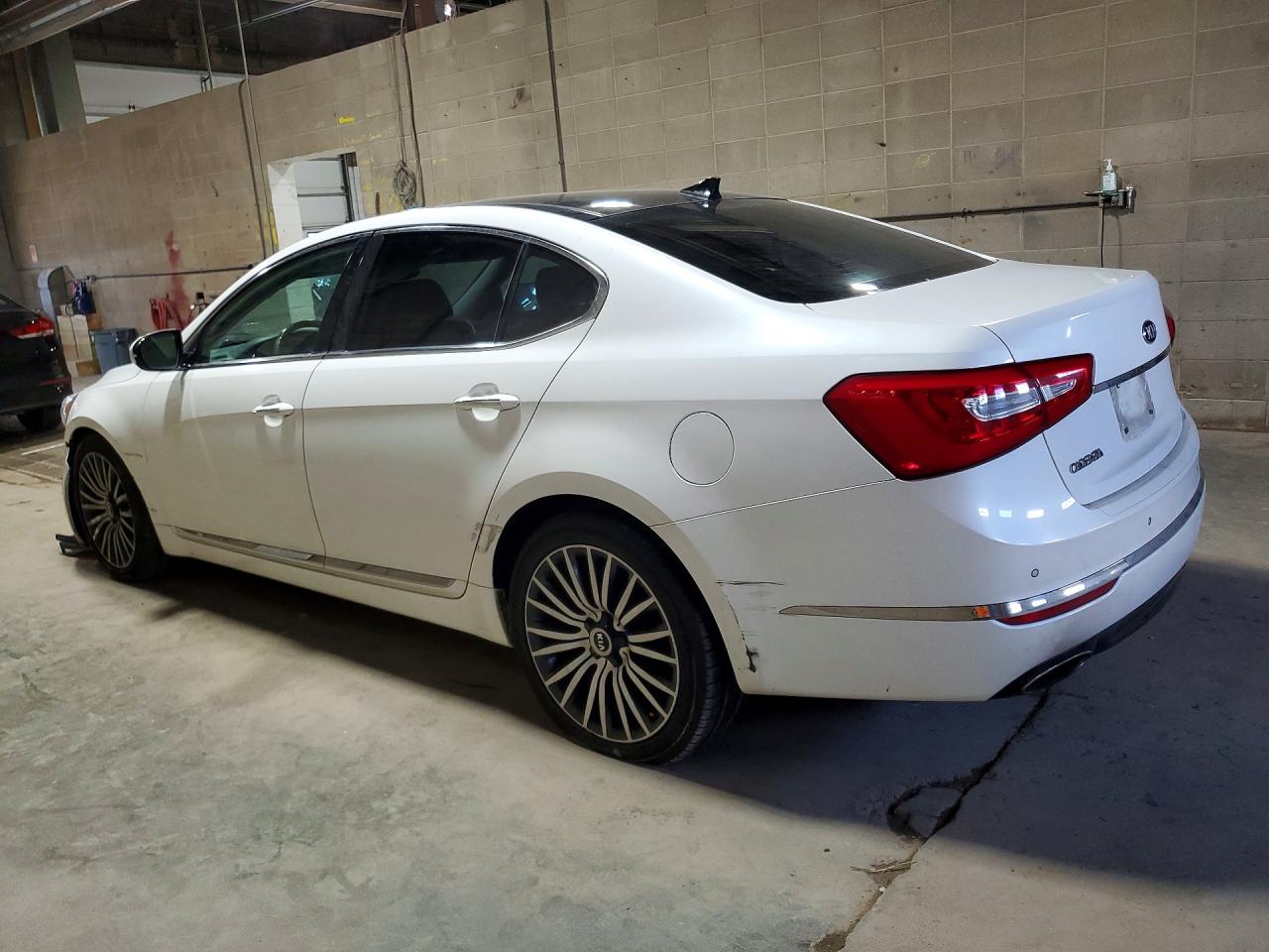 2014 KIA CADENZA
