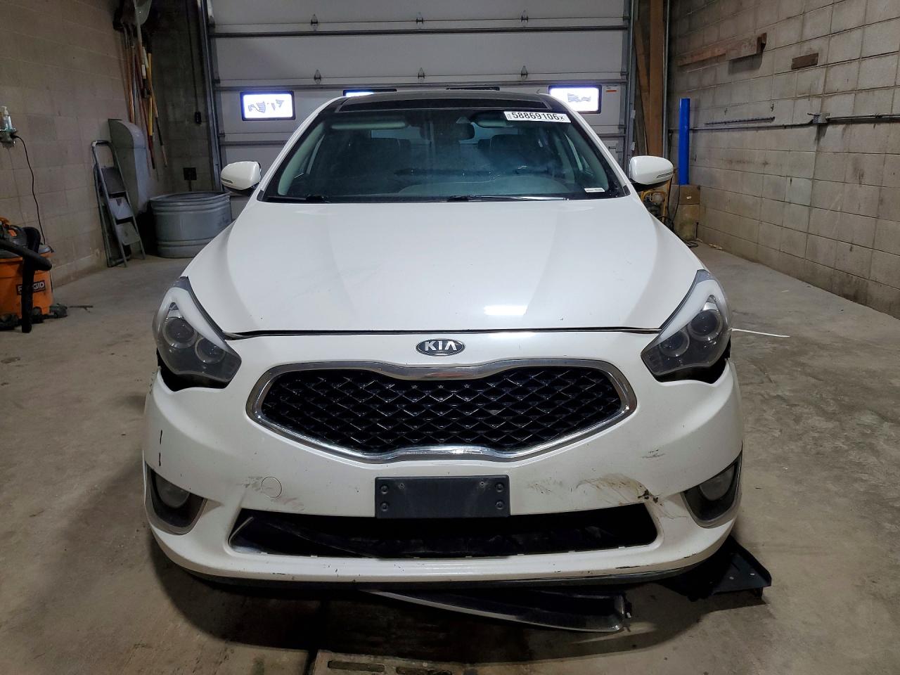 2014 KIA CADENZA