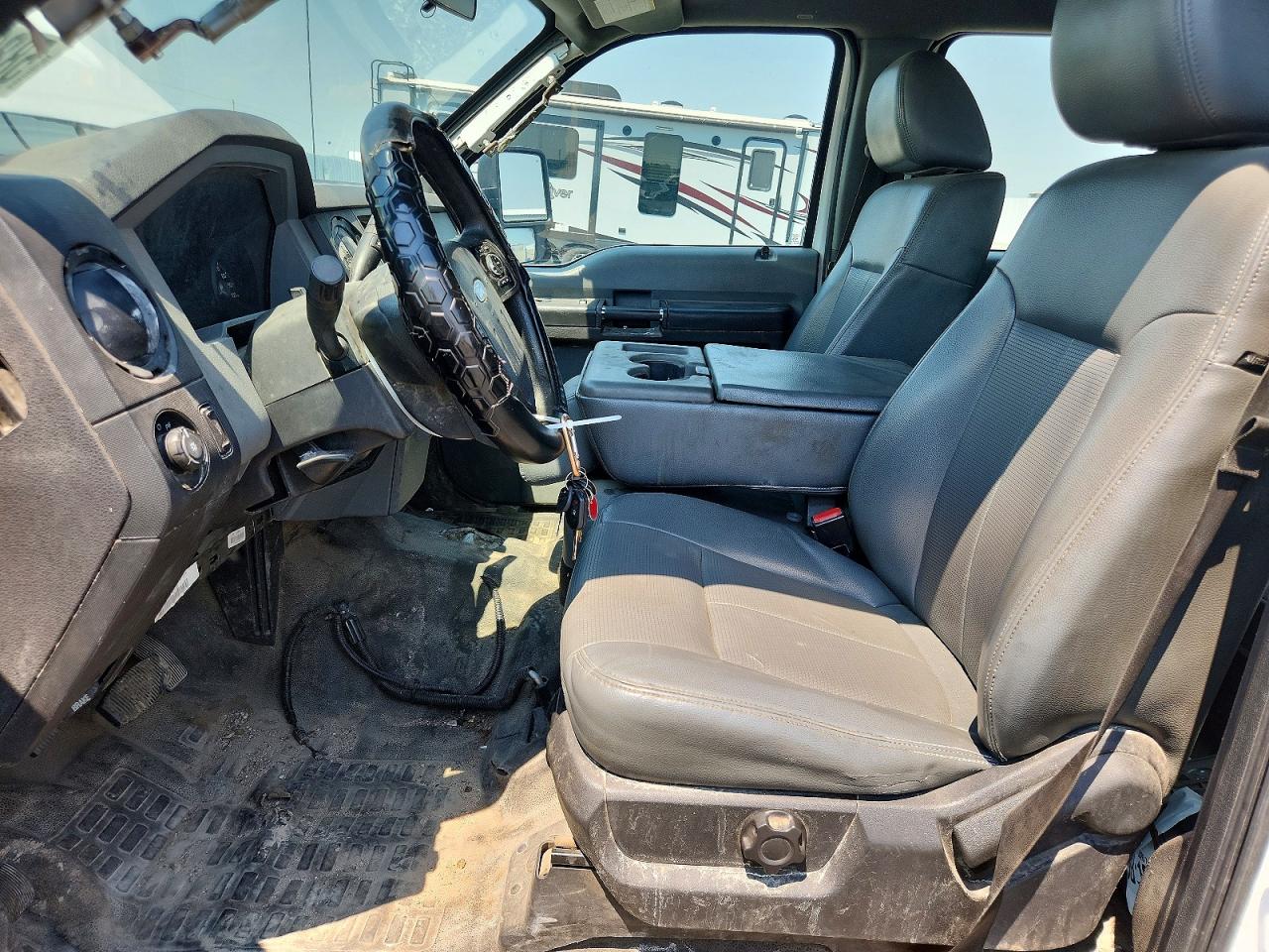 2014 FORD F550