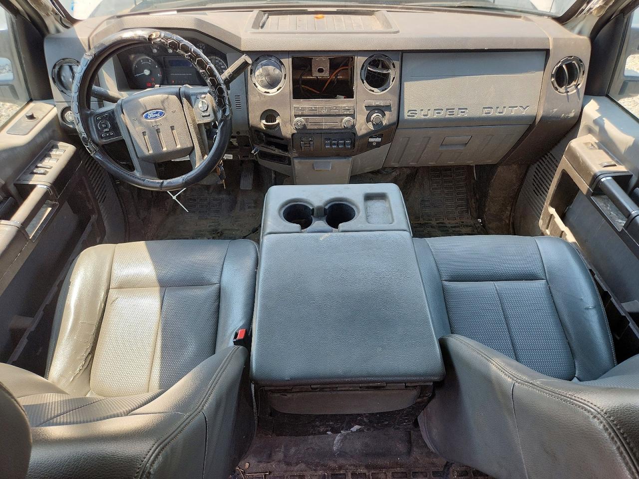 2014 FORD F550