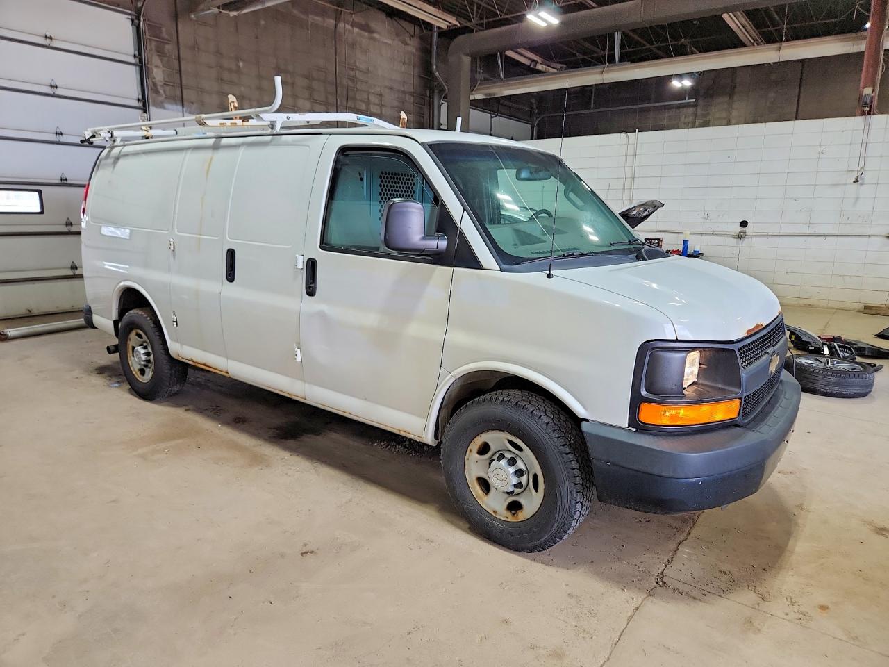 2016 CHEVROLET EXPRESS