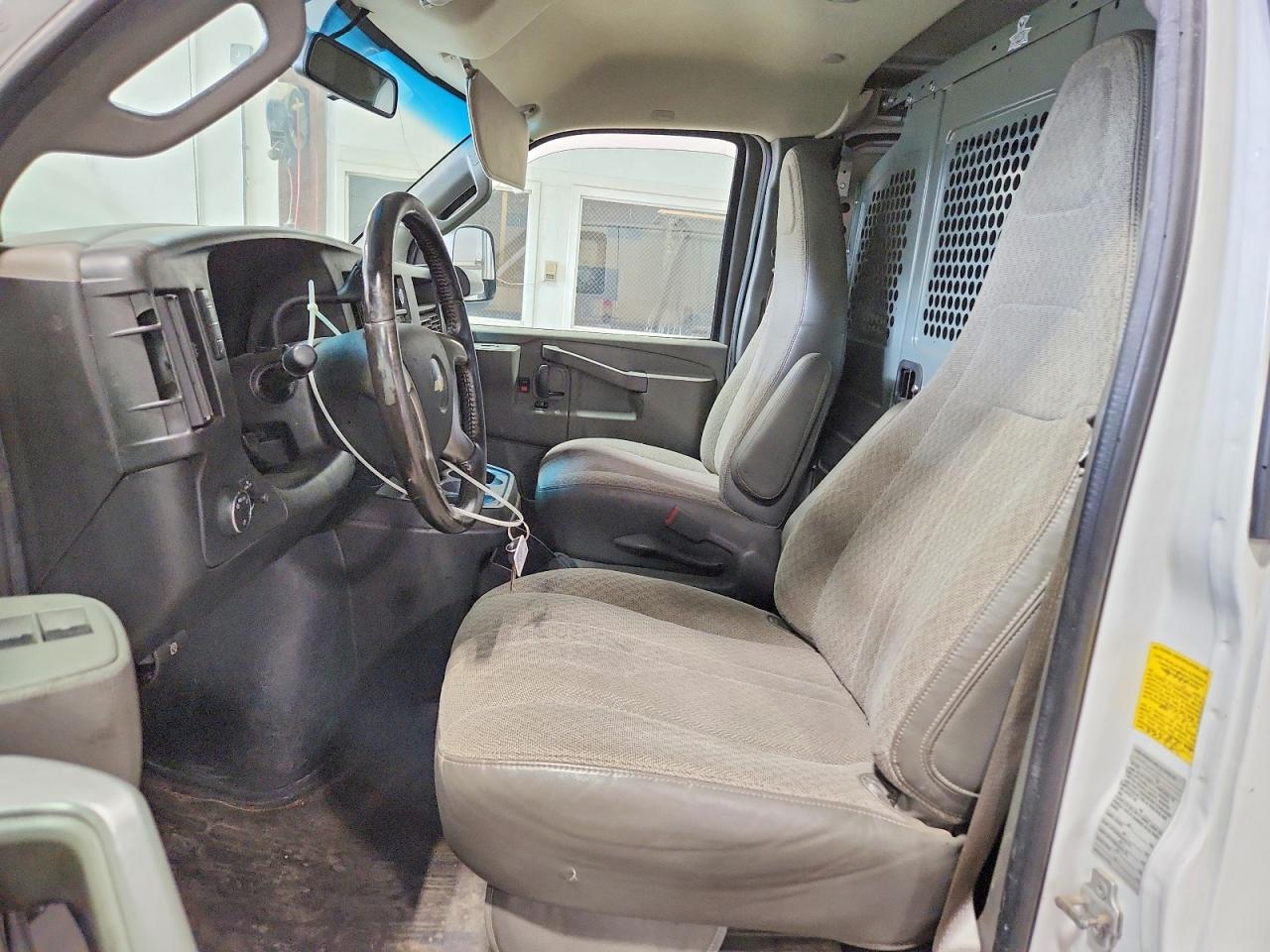 2016 CHEVROLET EXPRESS