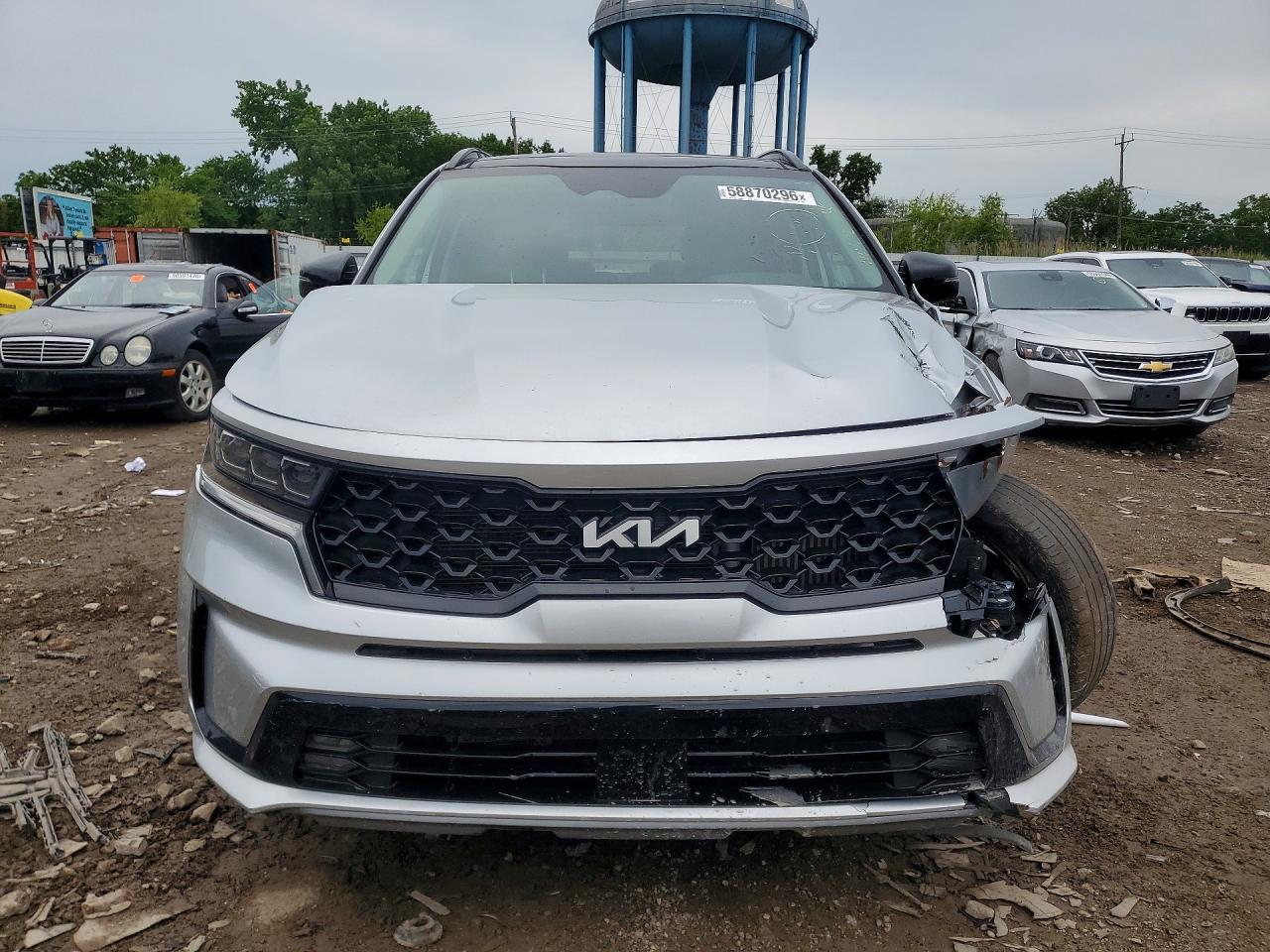 2022 KIA SORENTO