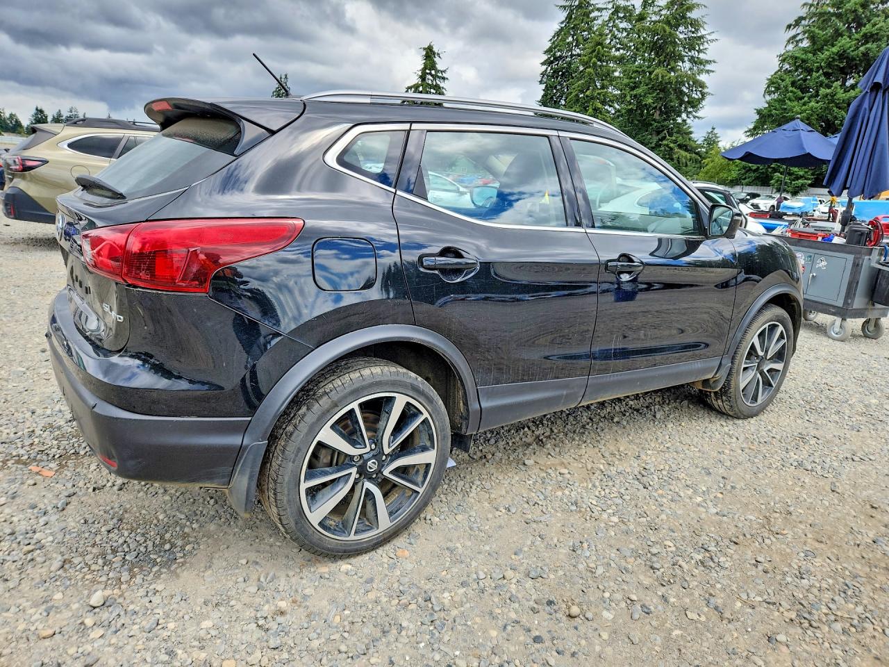 2018 NISSAN ROGUE