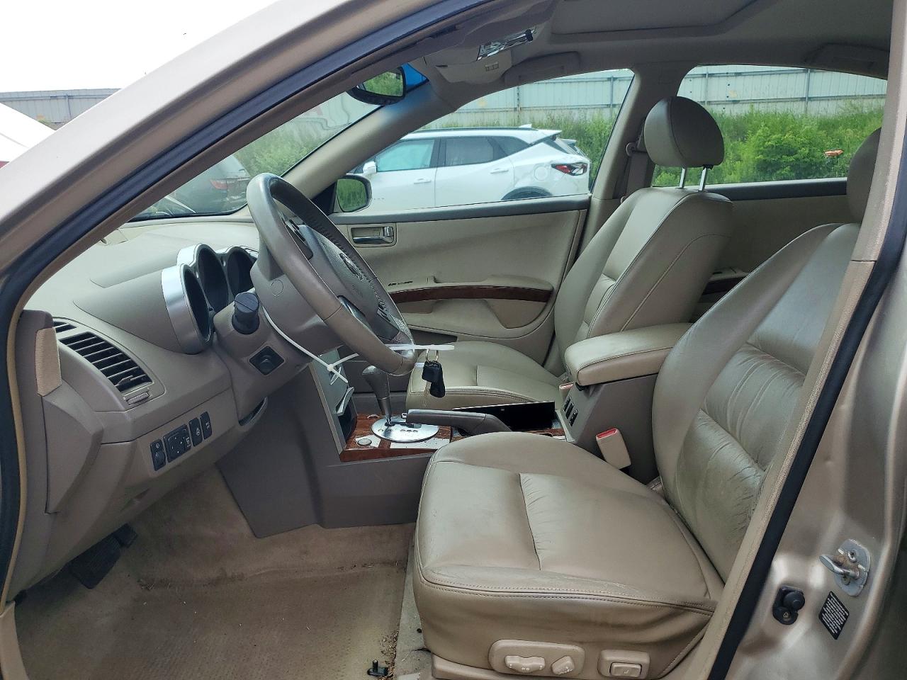 2005 NISSAN MAXIMA