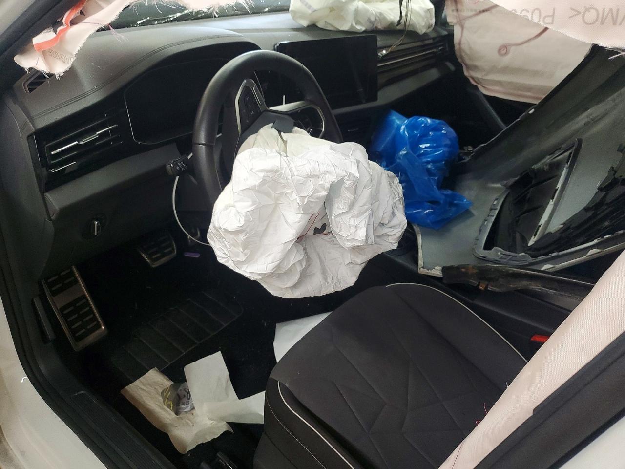 2025 VOLKSWAGEN JETTA