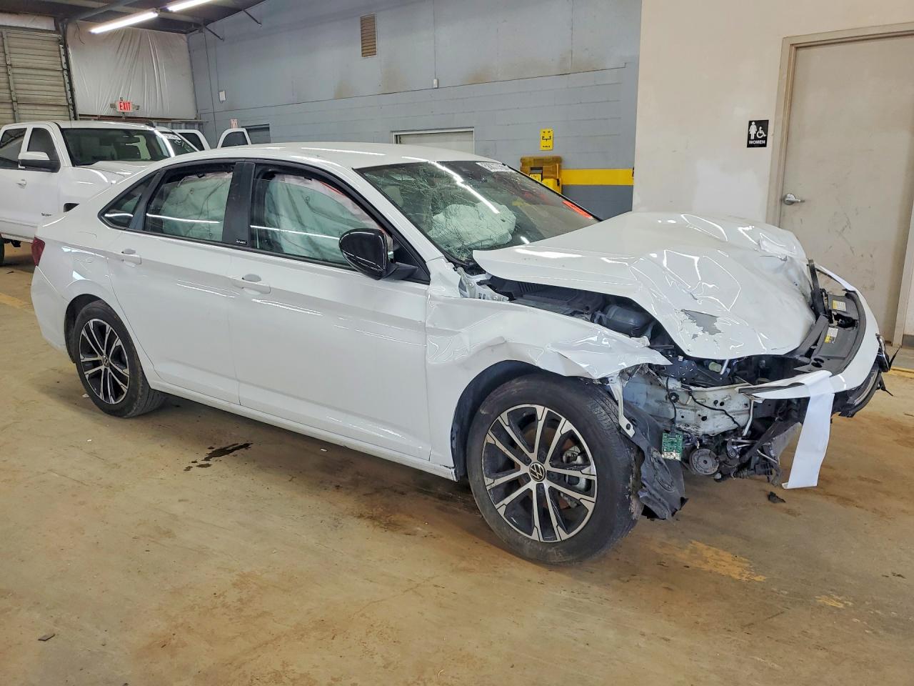 2025 VOLKSWAGEN JETTA
