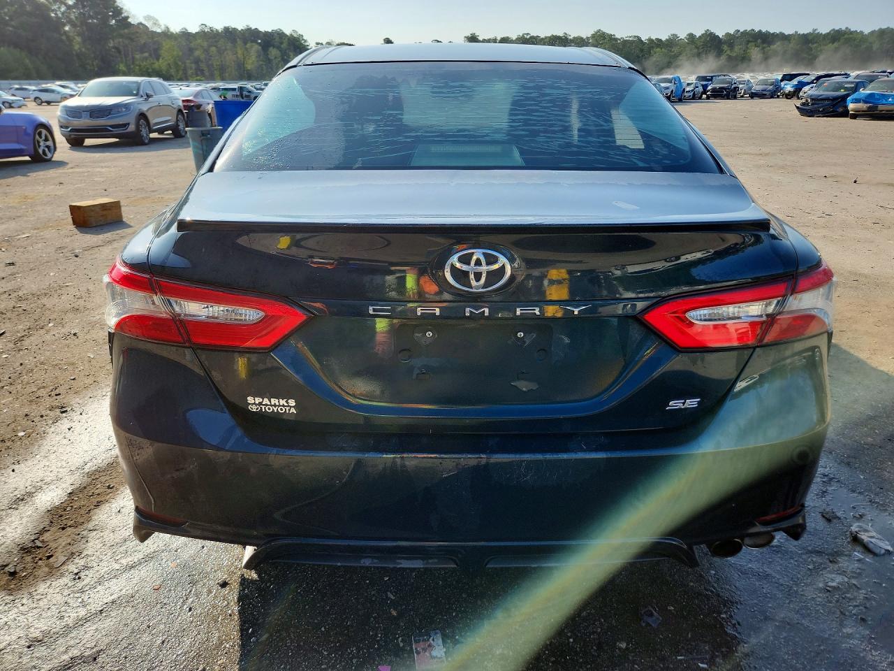 2018 TOYOTA CAMRY